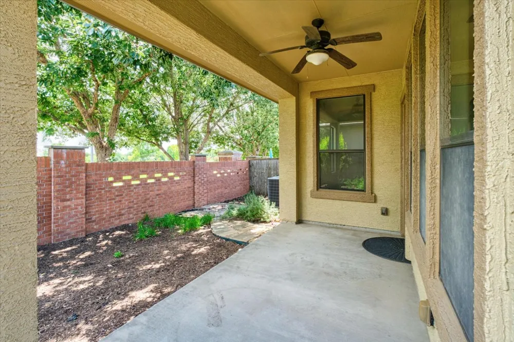 4332 Teravista Club Drive #44 Round Rock, TX 78665
