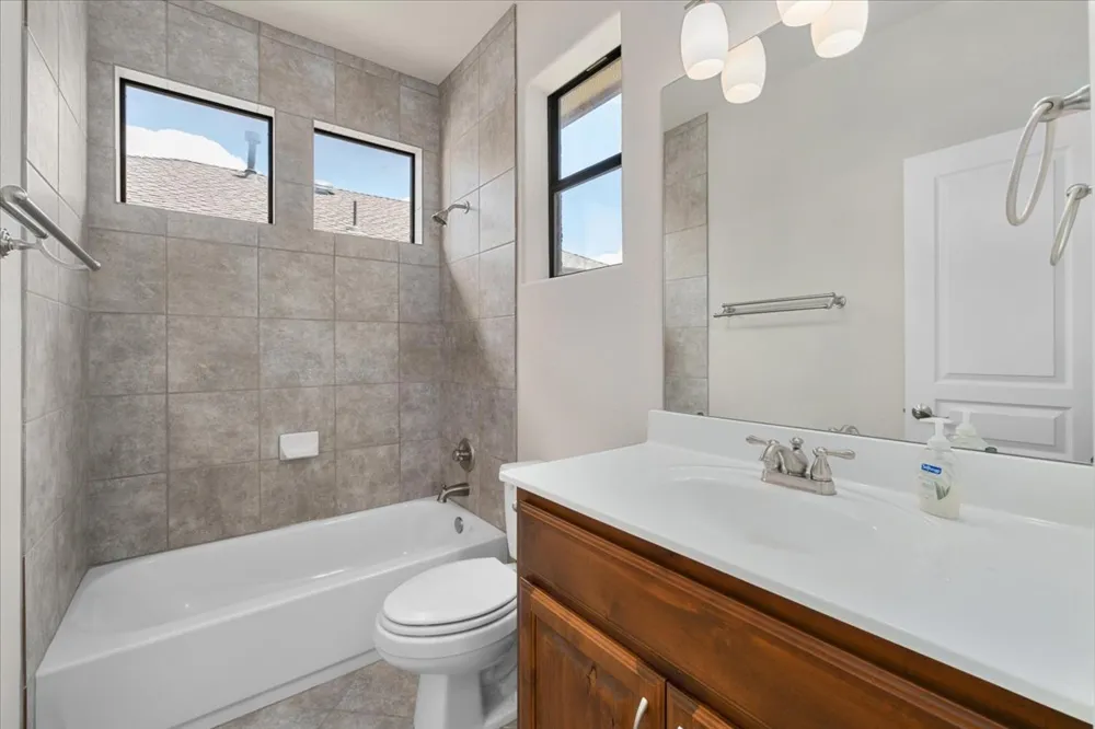 4332 Teravista Club Drive #44 Round Rock, TX 78665