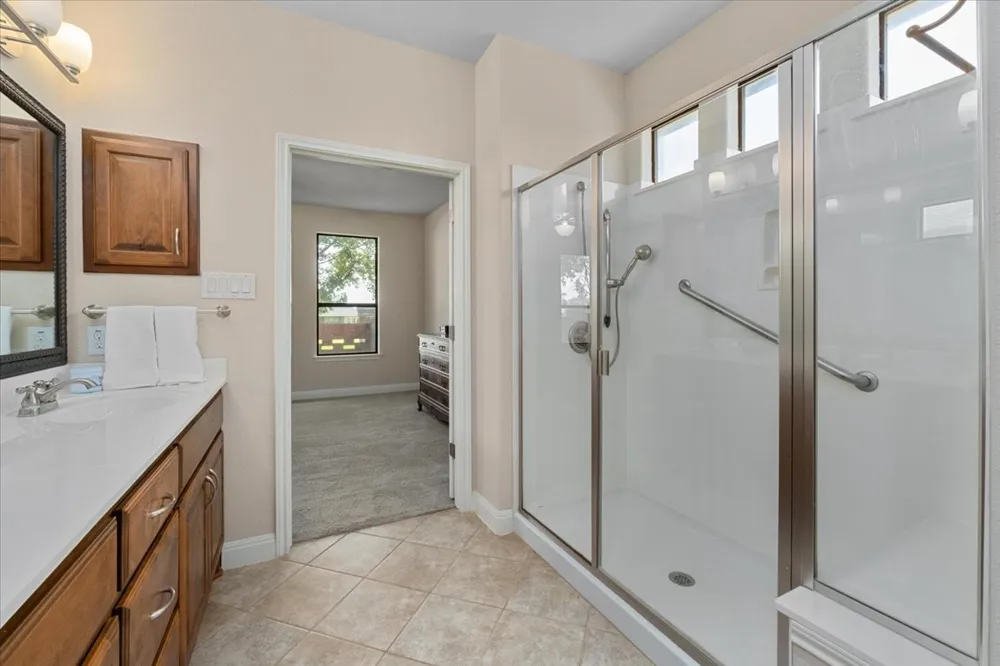 4332 Teravista Club Drive #44 Round Rock, TX 78665