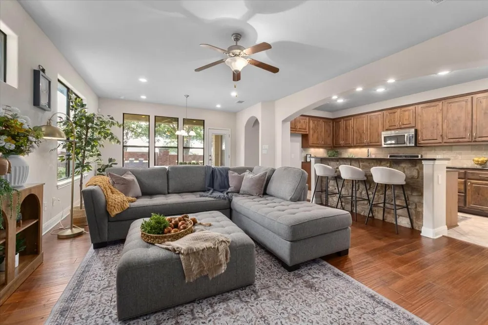 4332 Teravista Club Drive #44 Round Rock, TX 78665