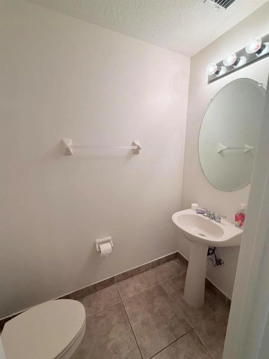 154 Village Boulevard #E Tequesta, FL 33469
