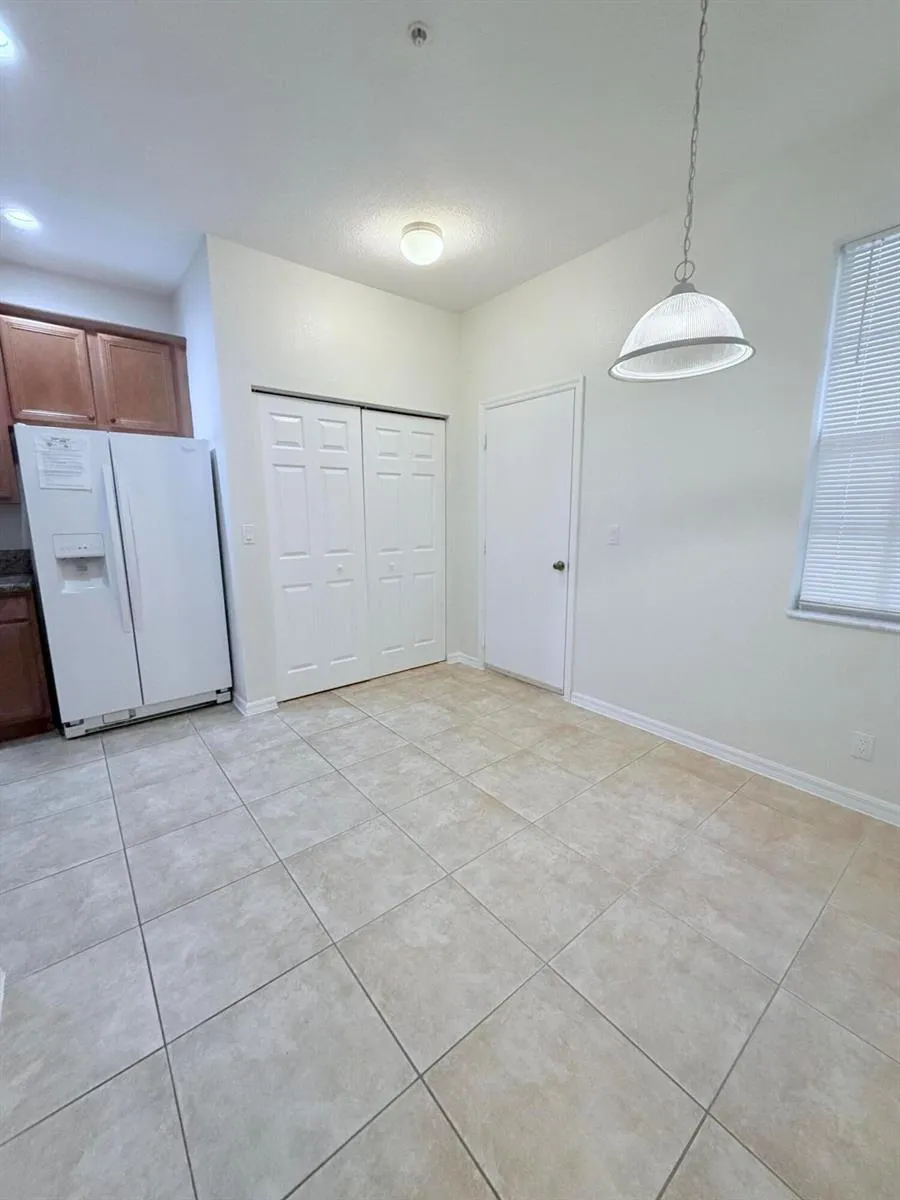 154 Village Boulevard #E Tequesta, FL 33469