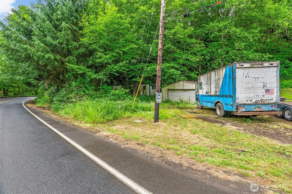 1503 W State Route 4 Skamokawa, WA 98647