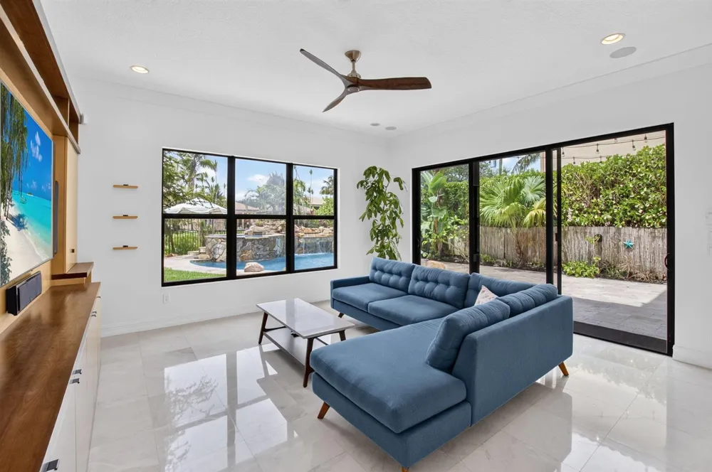 8991 Little Falls Way Delray Beach, FL 33446