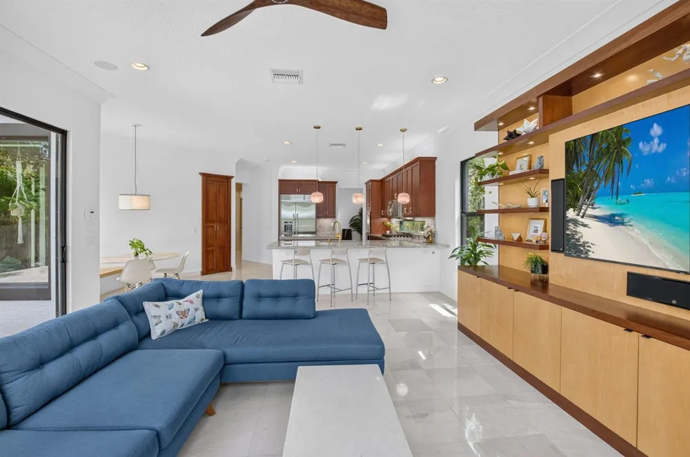 8991 Little Falls Way Delray Beach, FL 33446