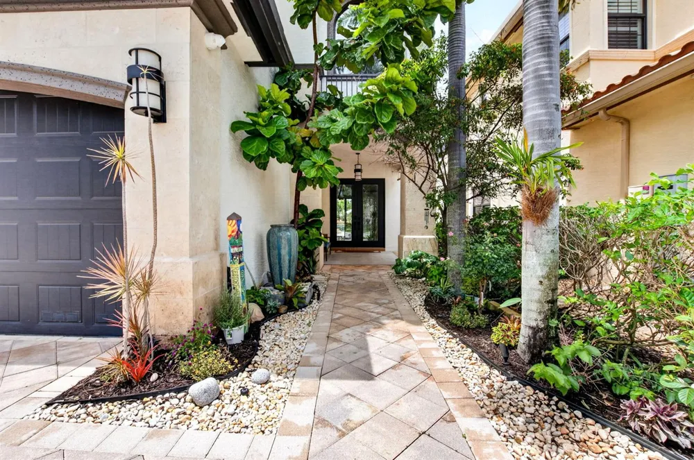 8991 Little Falls Way Delray Beach, FL 33446