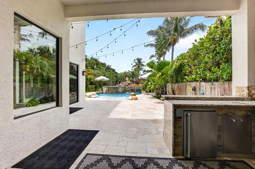 8991 Little Falls Way Delray Beach, FL 33446