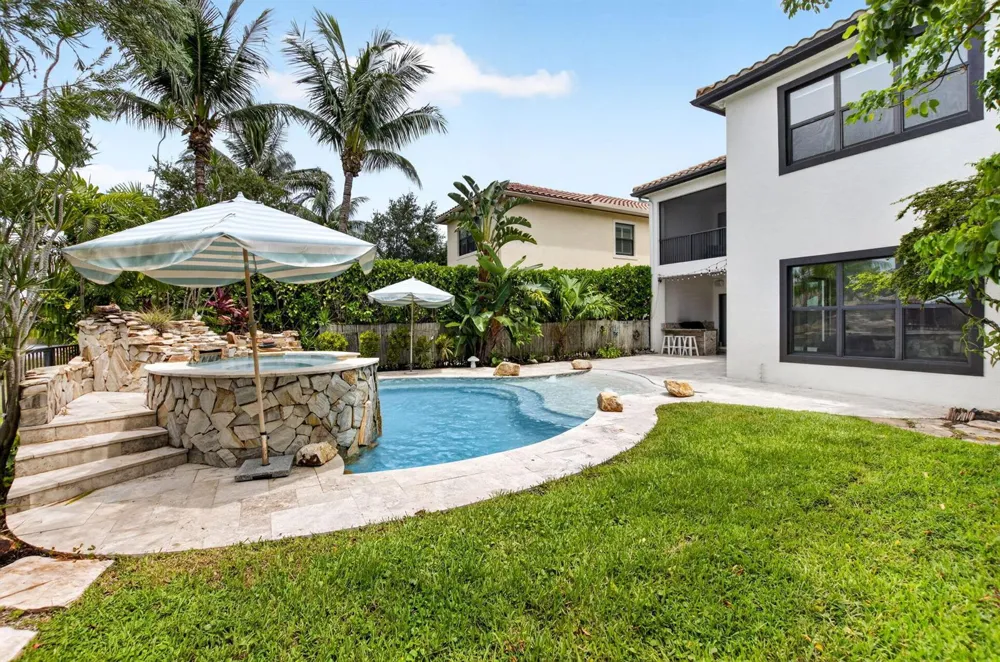 8991 Little Falls Way Delray Beach, FL 33446