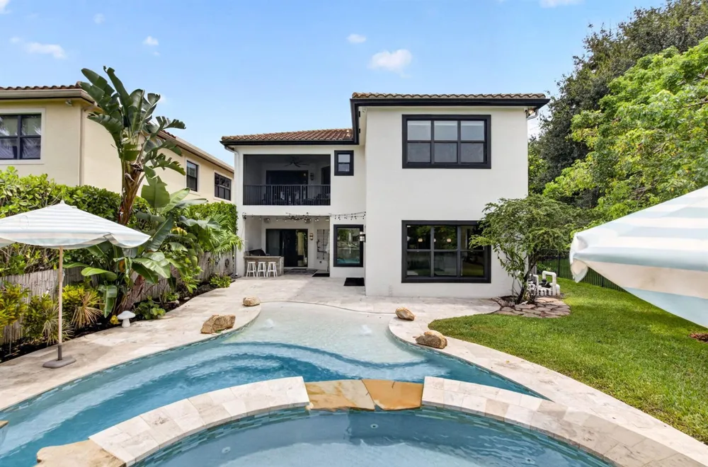 8991 Little Falls Way Delray Beach, FL 33446