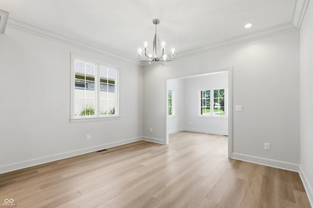 1569 Ashwood Court Greenwood, IN 46143