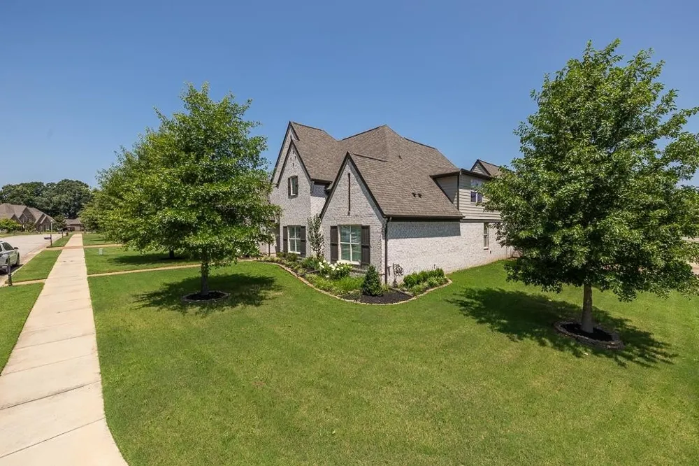 460 SAUNDERS CREEK CIR Rossville, TN 38066