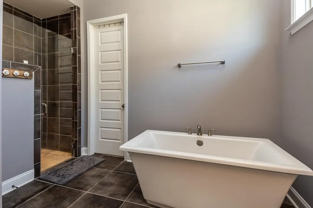 460 SAUNDERS CREEK CIR Rossville, TN 38066