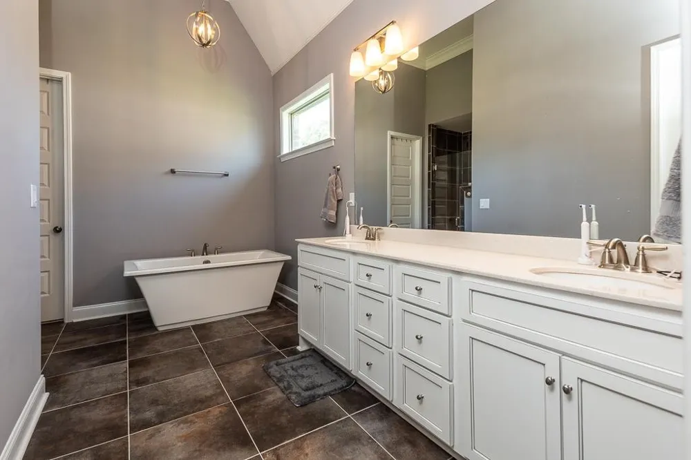 460 SAUNDERS CREEK CIR Rossville, TN 38066