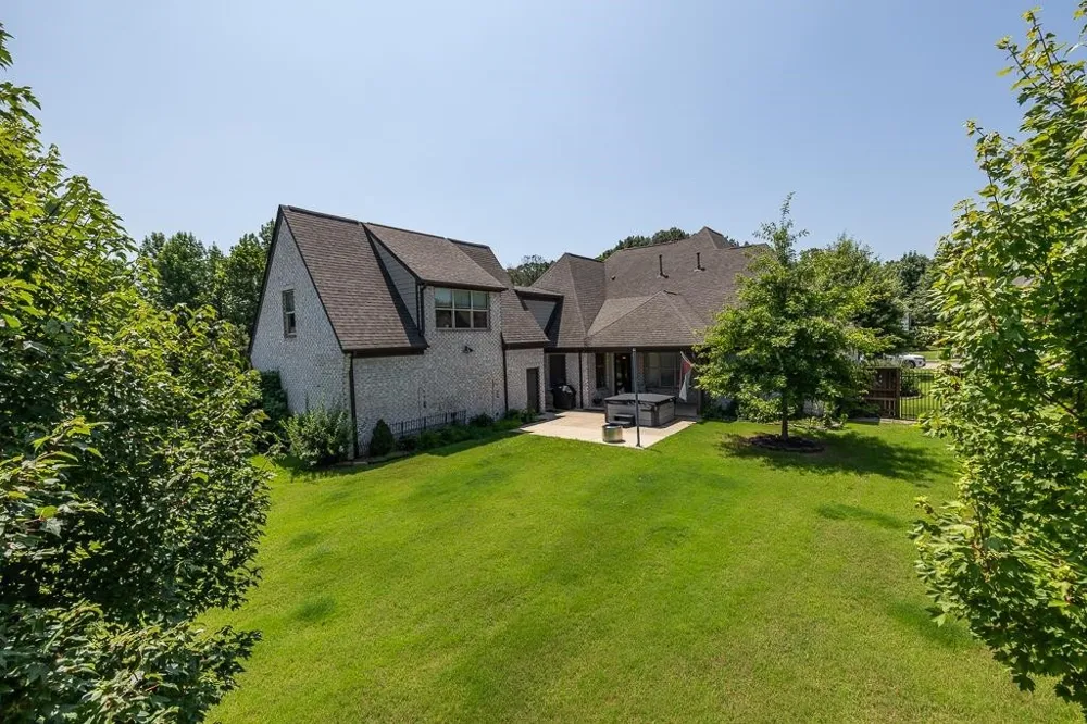 460 SAUNDERS CREEK CIR Rossville, TN 38066
