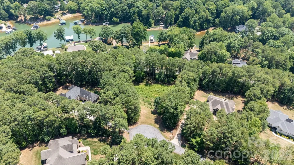 7287 James Court Denver, NC 28037