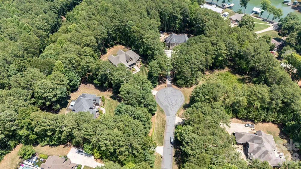 7287 James Court Denver, NC 28037