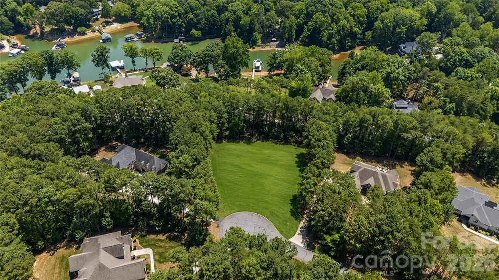7287 James Court Denver, NC 28037