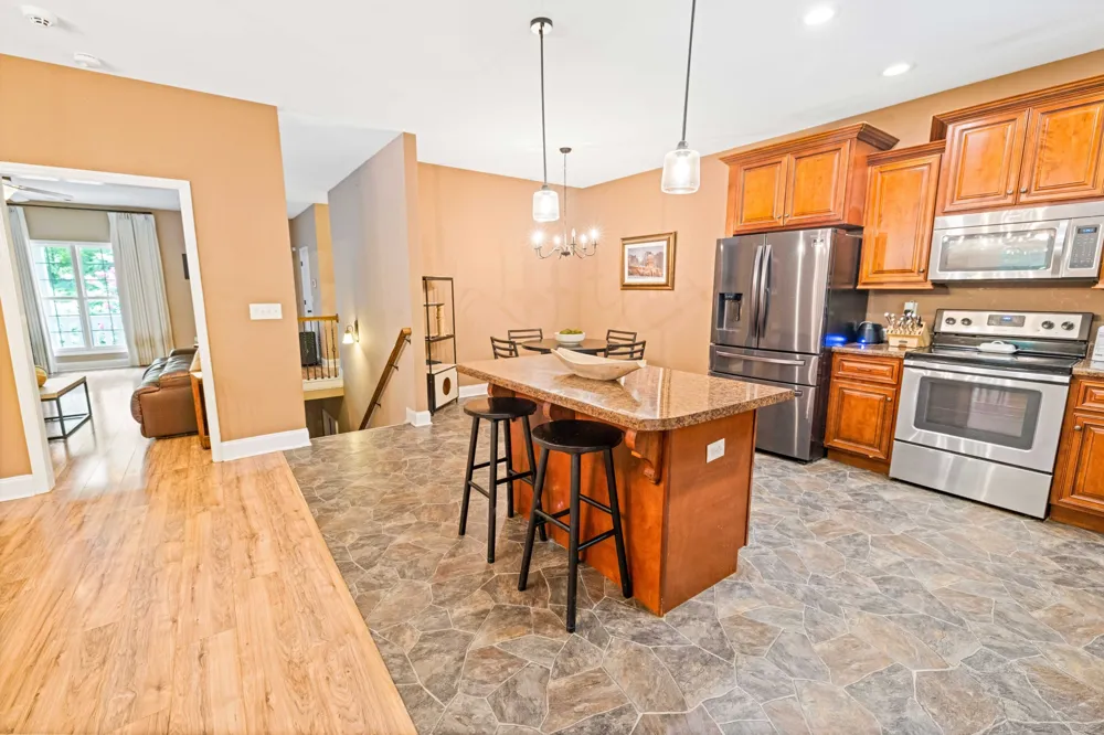 1210 Buckeye Rd Fayetteville, TN 37334