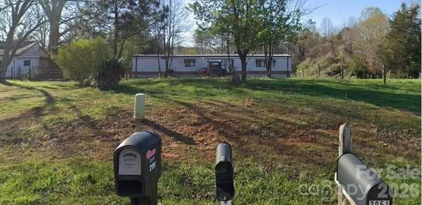 2195 Otis Dellinger Road Lincolnton, NC 28092