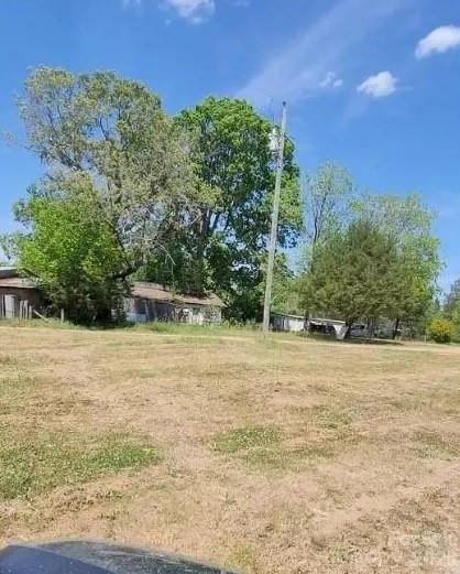 2195 Otis Dellinger Road Lincolnton, NC 28092