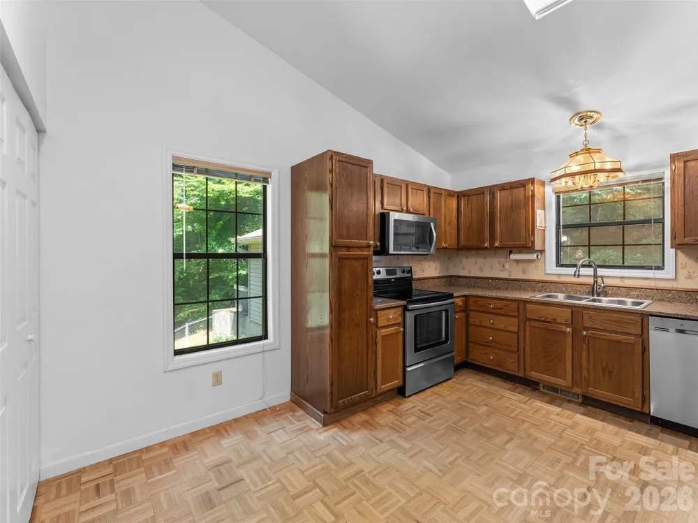 323 Burrell Mountain Road Brevard, NC 28712