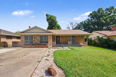 1303 Charleston Drive