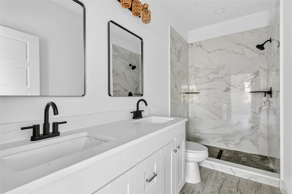 9704 Valley Mills Lane Dallas, TX 75227