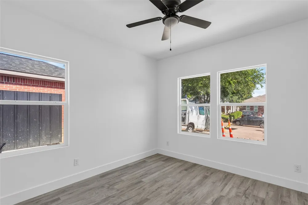 9704 Valley Mills Lane Dallas, TX 75227