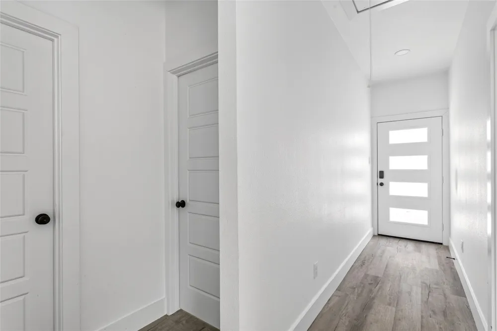9704 Valley Mills Lane Dallas, TX 75227