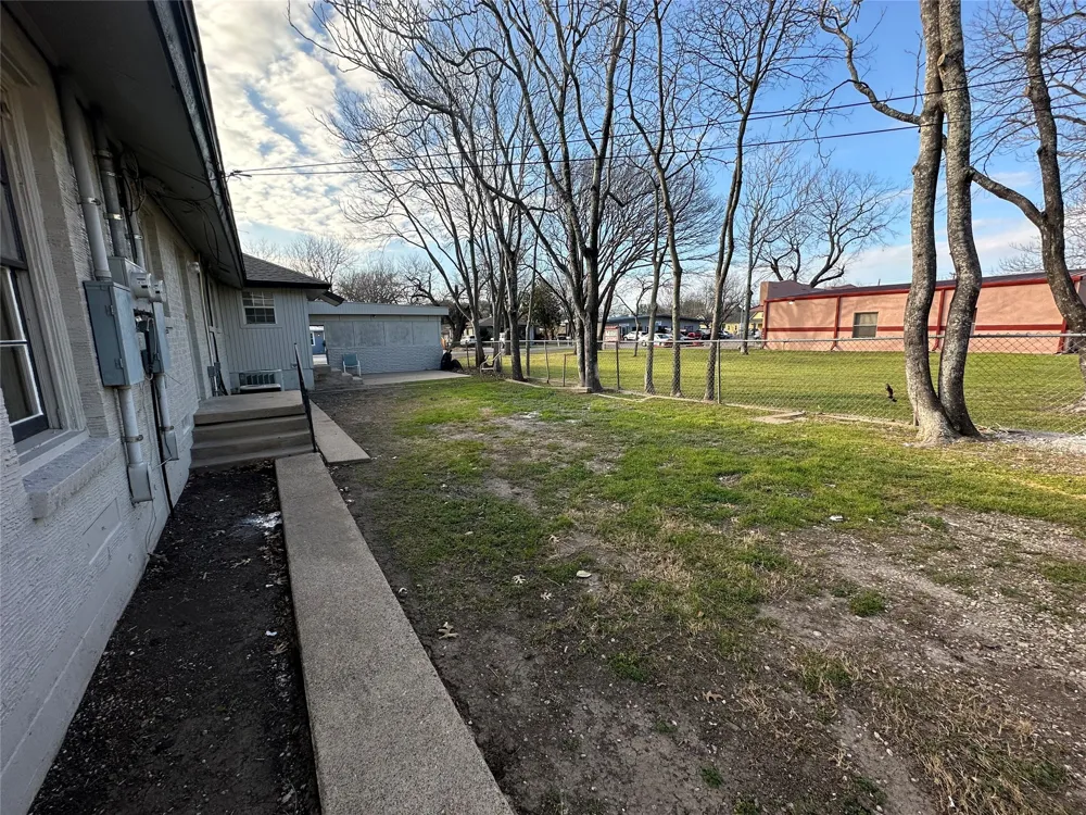 315 W Main Street Midlothian, TX 76065