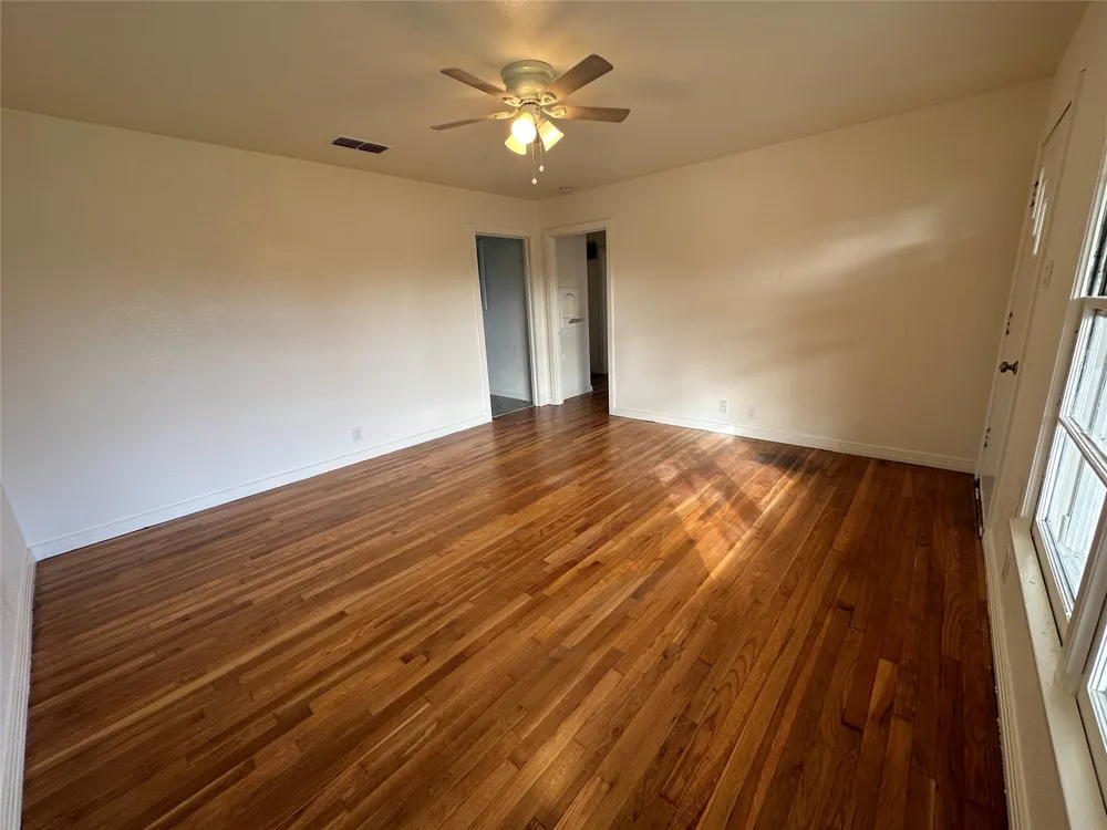 315 W Main Street Midlothian, TX 76065