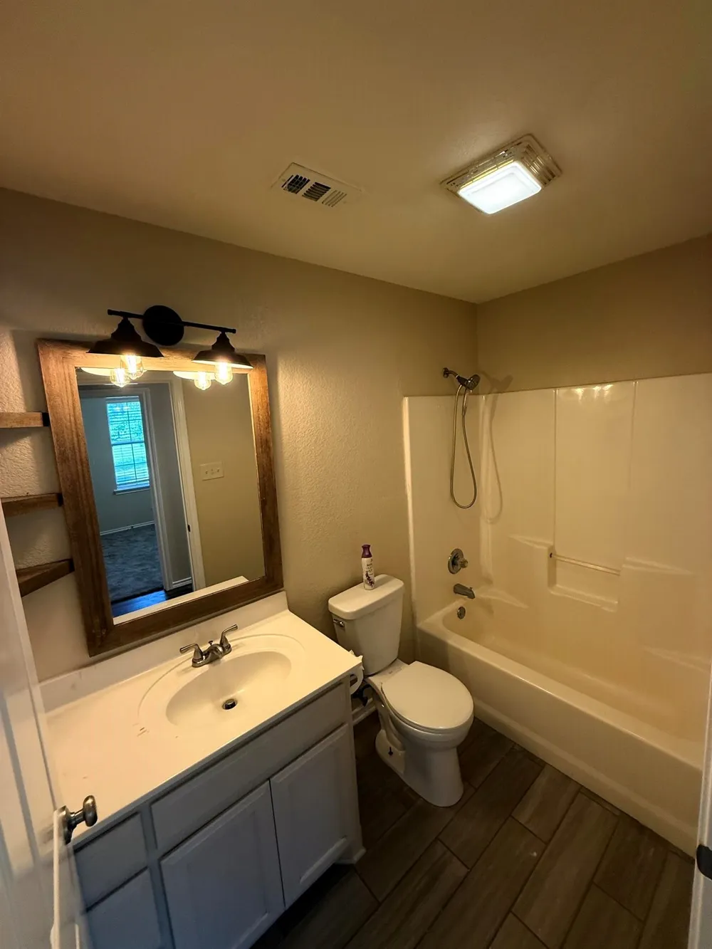 400 Blackwood Street #402 Gainesville, TX 76240
