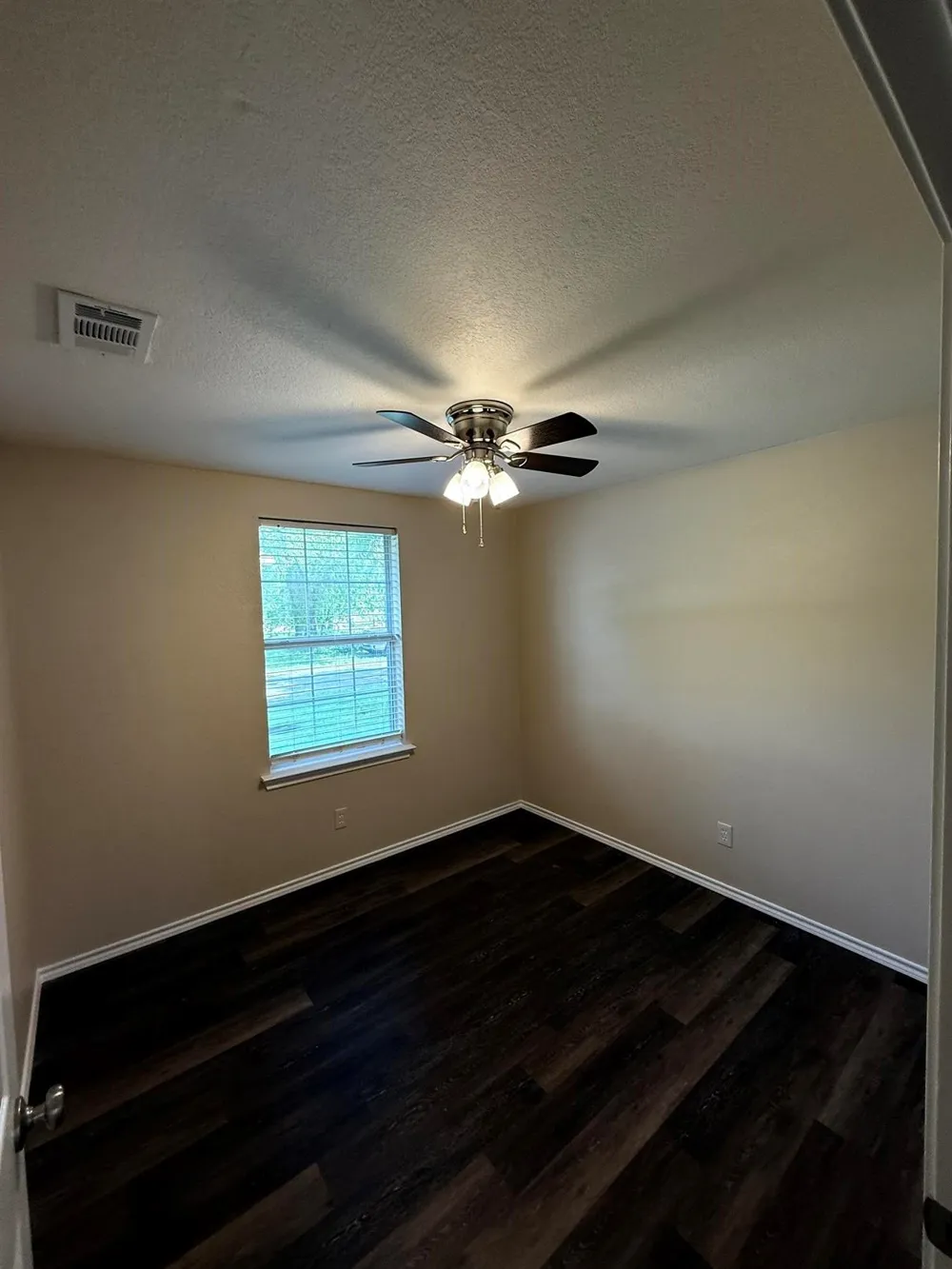 400 Blackwood Street #402 Gainesville, TX 76240