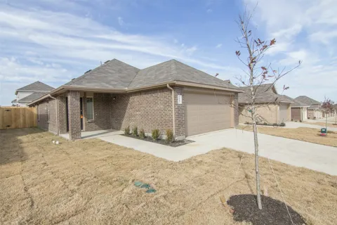 1602 Bobolink Drive