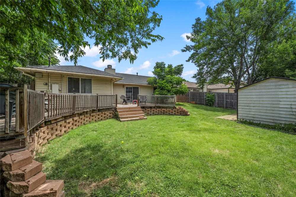 2105 Real Drive Woodway, TX 76712