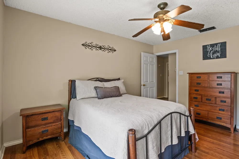 1801 Fairway Mt Pleasant, TX 75455