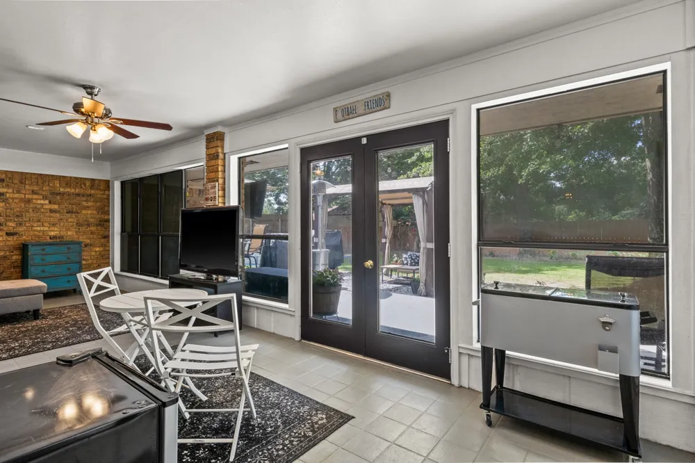 1801 Fairway Mt Pleasant, TX 75455
