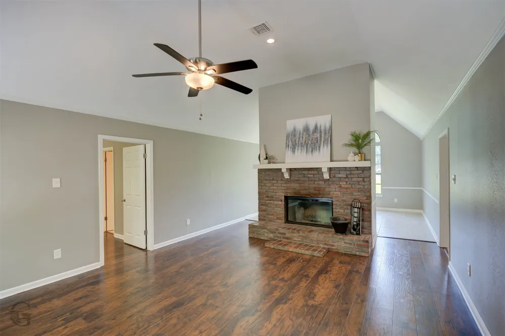 7245 Highway 157 Haughton, LA 71037