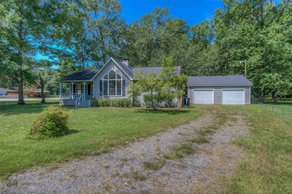 7245 Highway 157 Haughton, LA 71037