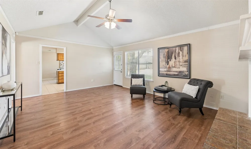 5341 Bob Drive North Richland Hills, TX 76180