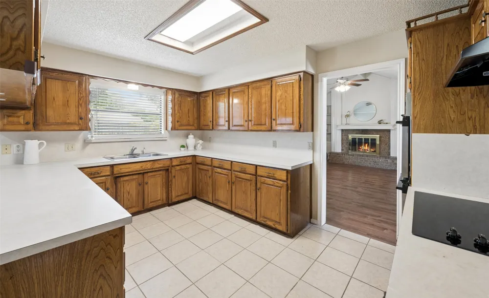 5341 Bob Drive North Richland Hills, TX 76180