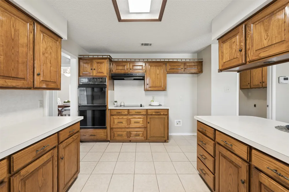 5341 Bob Drive North Richland Hills, TX 76180