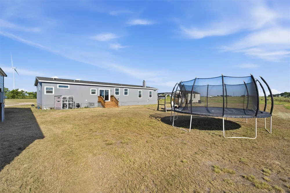 404 Hcr 3258 Mount Calm, TX 76673