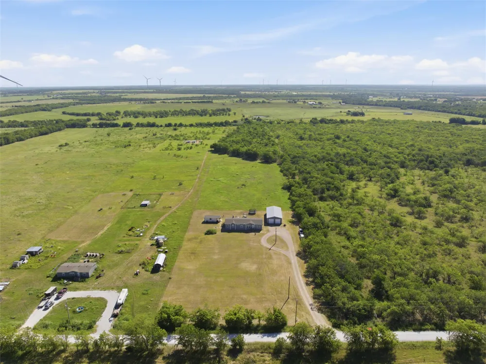 404 Hcr 3258 Mount Calm, TX 76673