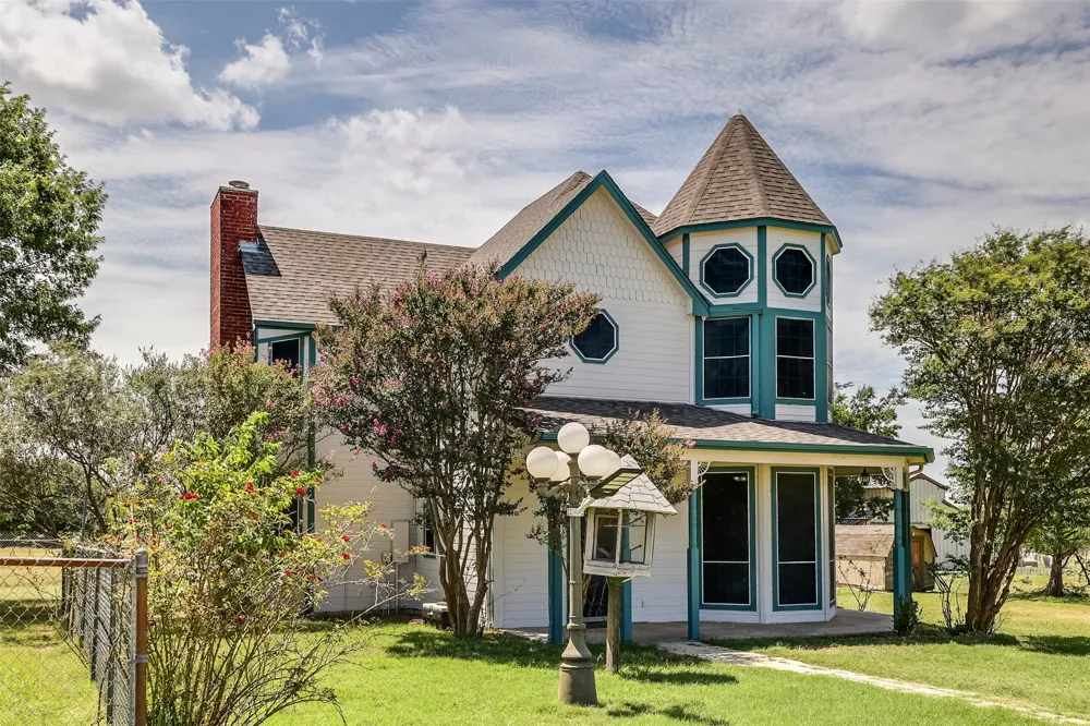 6712 SUNDANCE CIRCLE Joshua, TX 76058