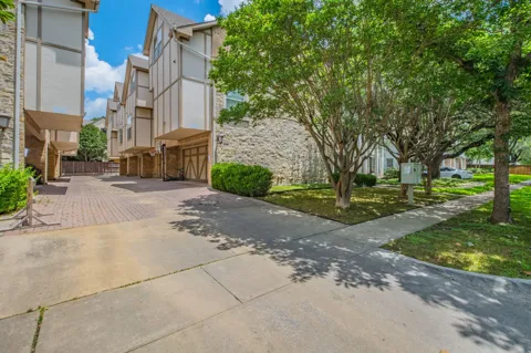 4144 Grassmere Lane #4