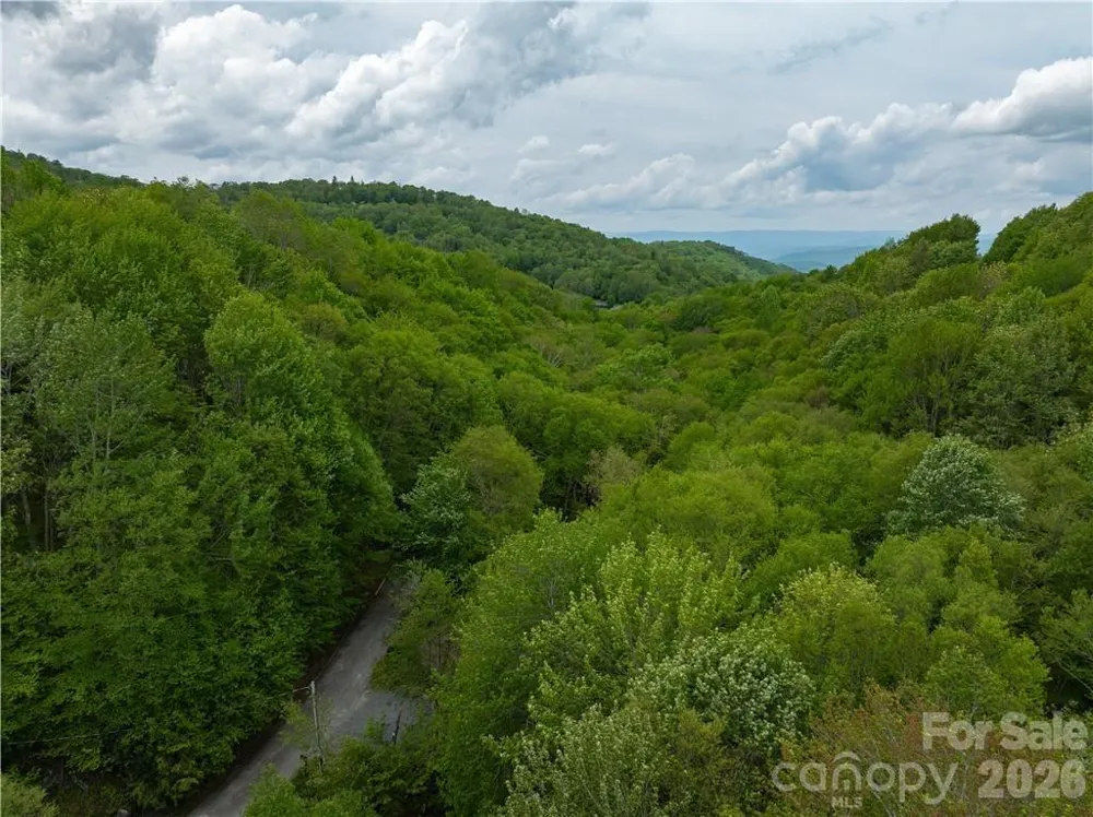 101 Indian Trail #1, 2, 3 Beech Mountain, NC 28604