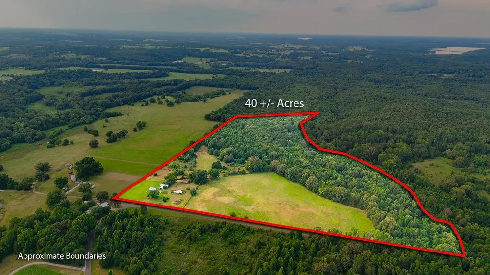 753 County Road 4390 Winnsboro, TX 75494