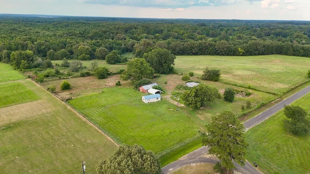 753 County Road 4390 Winnsboro, TX 75494