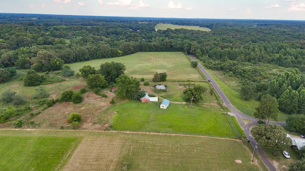 753 County Road 4390 Winnsboro, TX 75494